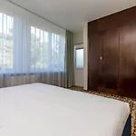 Zilvinas Aparthotel 4*