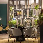 Zilvinas Aparthotel 4*