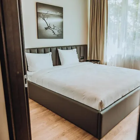 Zilvinas 4*