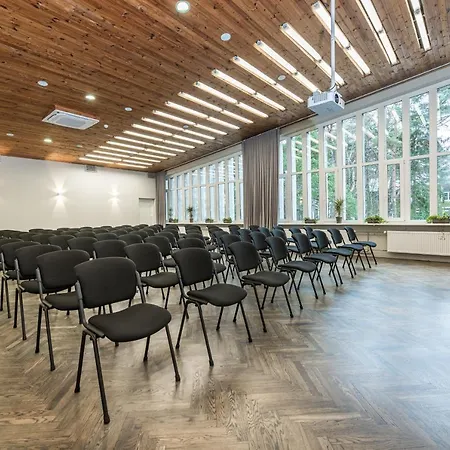 Apartamentų viešbutis Zilvinas 4*